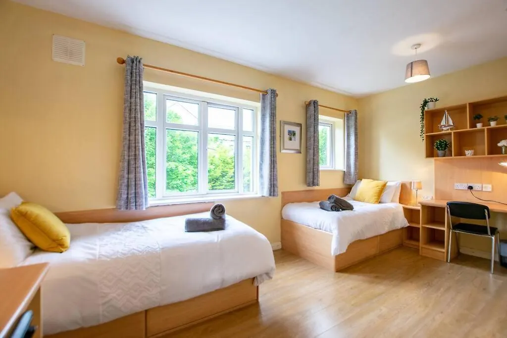 Holiday home 31 - Stunning Duplex By Shortstays Galway