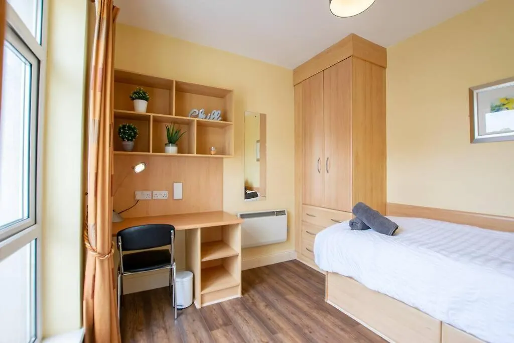 31 - Stunning Duplex By Shortstays Galway Ireland